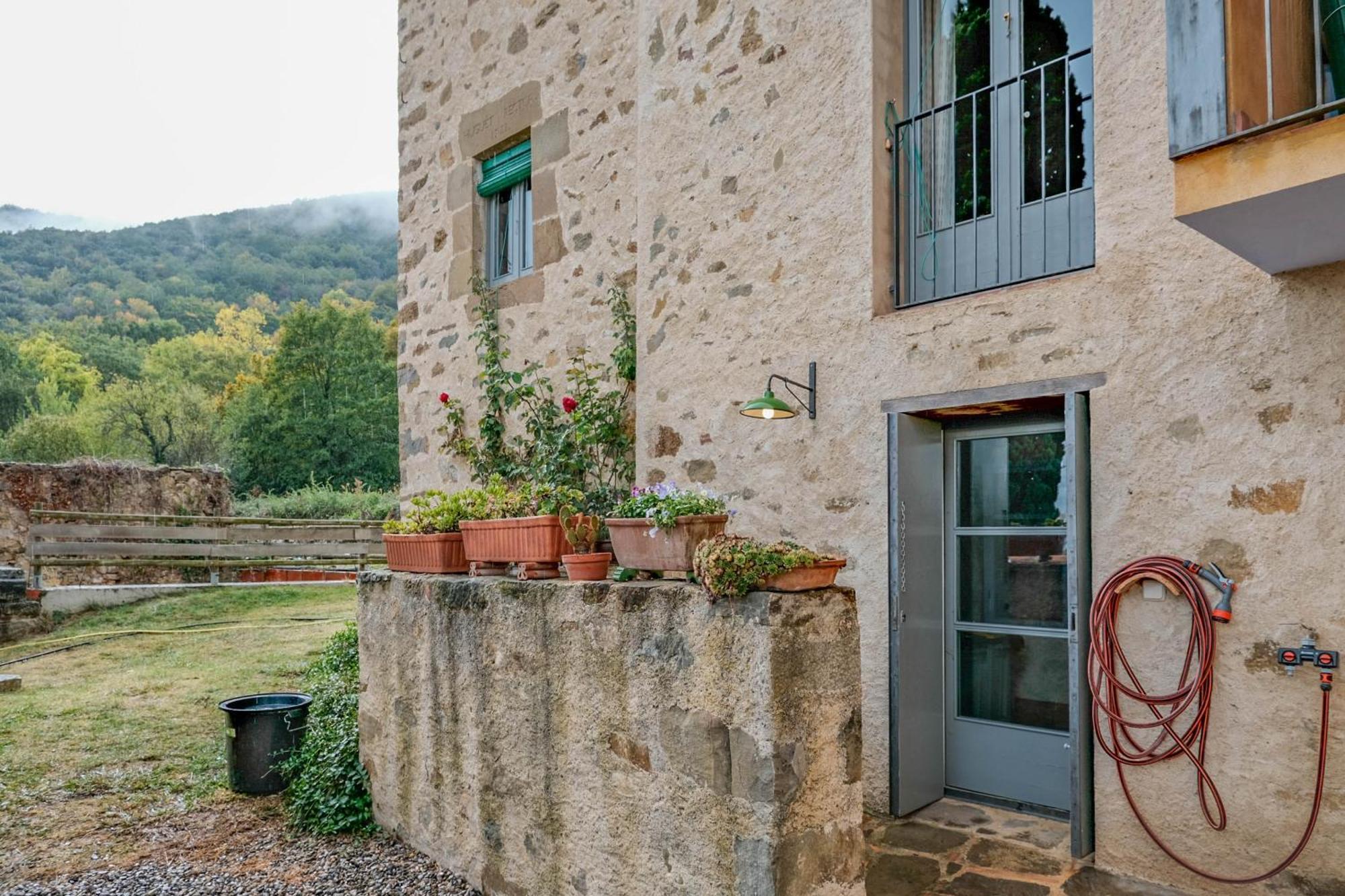 Rectoria De Castellar Villa La Vall de Bianya Bagian luar foto
